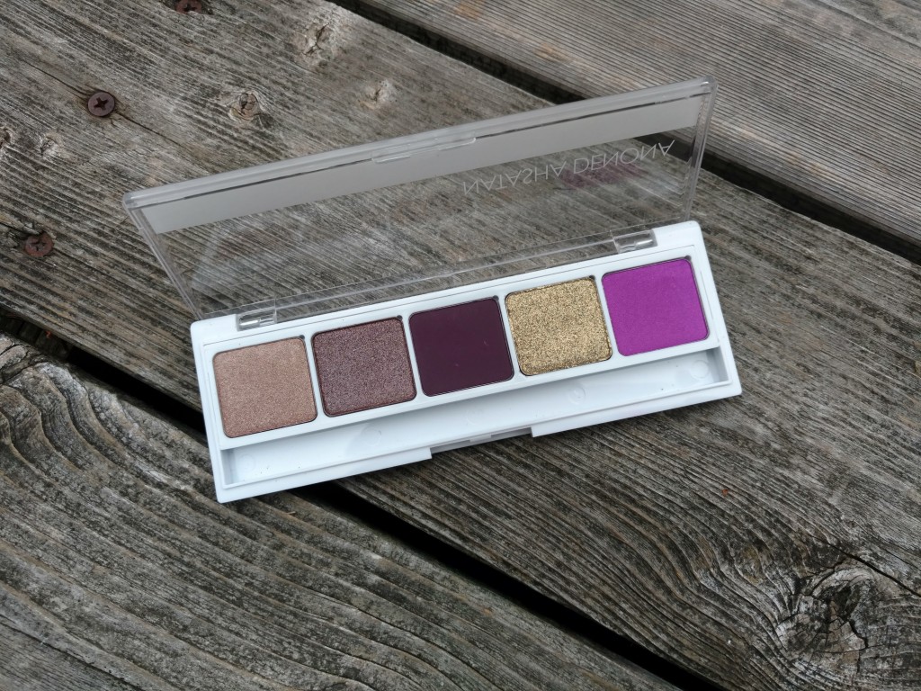 Natasha Denona Eyeshadow Palette 10 — This teacher wears makeup.